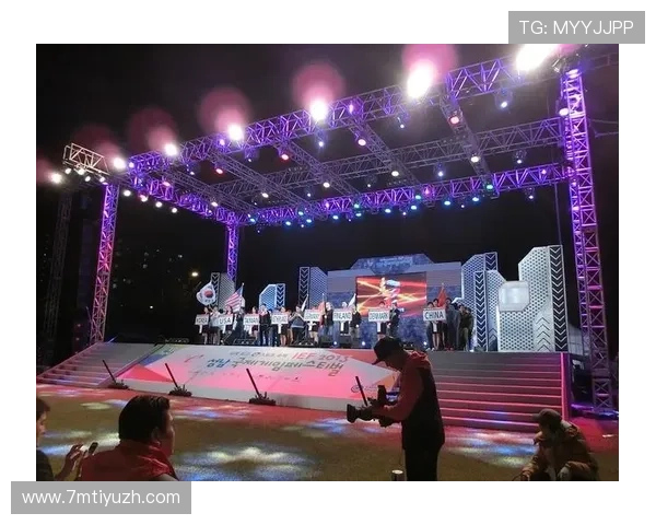 下载浩瀚体育手机版享受极速赛事更新和专业赛事分析助你成为体育达人